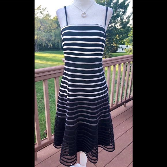 White House Black Market Dresses & Skirts - White House Black Market Ombré Summer Dress